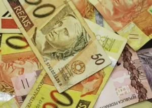 Brasileiro Dedica Quase 5 Meses de Trabalho para Pagar Impostos em 2025: Confira o Levantamento Completo