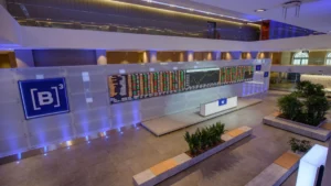 Ibovespa B3 Alcança Máxima Histórica e Fecha com Alta de 2,12% enquanto Dólar Recua para R$ 5,66