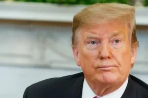 Tribunal Federal dos EUA Suspende Tarifas de Importação Implantadas por Trump