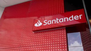 Lucro do Santander Brasil atinge R$ 3,8 bilhões no primeiro trimestre