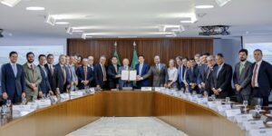 MP no Setor Elétrico Permite Escolha de Fornecedor pelo Consumidor