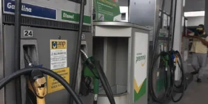 Petrobras Anuncia Redução no Preço da Gasolina A para Distribuidoras