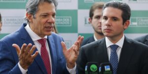 Equipe Econômica Apresenta Alternativas ao IOF para Líderes Partidários