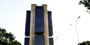 Banco Central Bloqueia Chaves Pix em Casos de Golpes e Fraudes